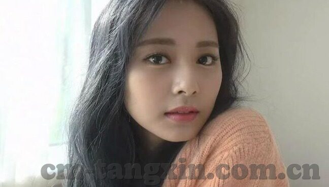 婷婷五月综合色中文字幕-婷婷五月，色彩斑斓的五月天